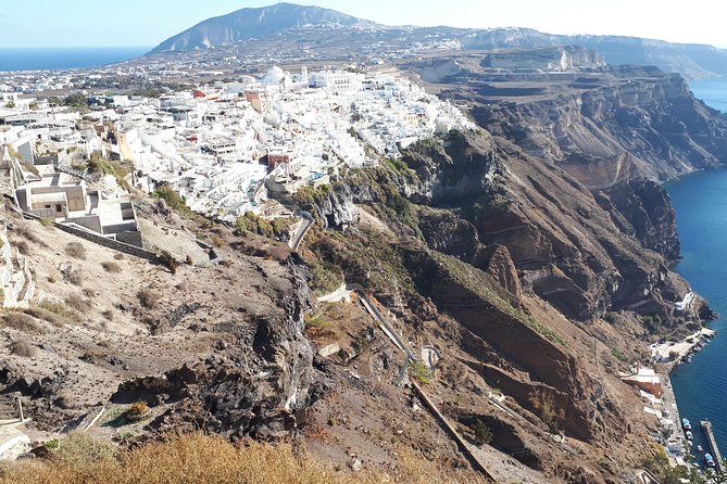 4 Hours Tailor Made Tour in Santorini - Lignos Folklore Museum in Fira: Local Life Kept in a Cave Home