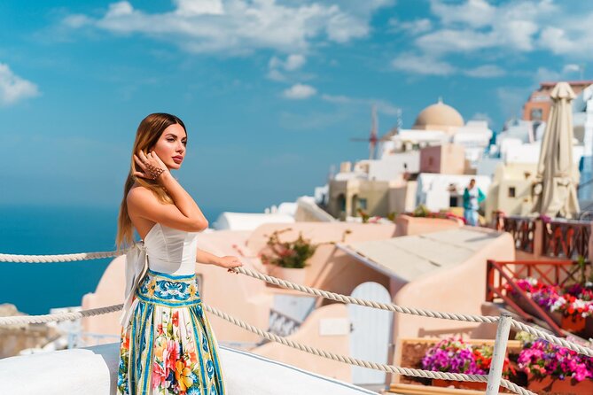 5-hour Private Guided Tour of Santorini - Oia for Photos and Atmosphere, Plus a Full Hour to Enjoy It