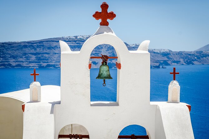 5 Hour Santorini Shore Excursion for Cruise Passengers - Megalochori village pause: traditional streets with a calmer rhythm