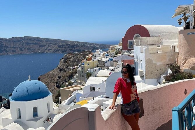 6-Hour Private Custom Santorini Tour-A Full Experience Of The Island. - Skaros Rock and Imerovigli: UNESCO lava rock and a pirate lookout story (Stop 2)