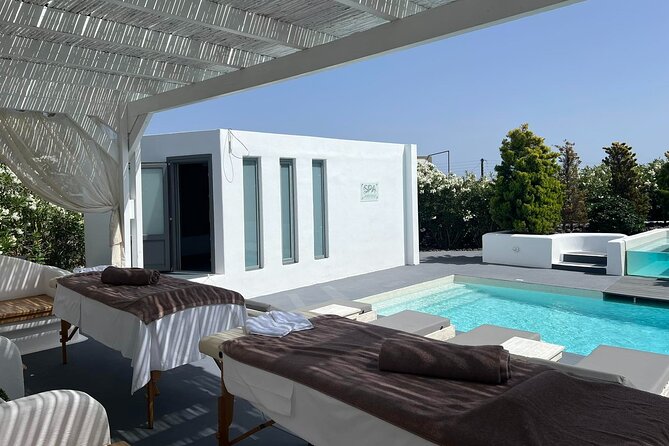 Akrotiri: Couples' Aromatherapy Massage - Therapist gender requests and the small fees that can matter