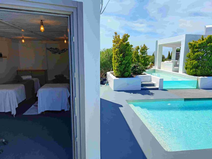 Akrotiri: Departure Day Spa Package Wine/Fruits/Pool Access - Why this Santorini spa day makes sense for an evening flight