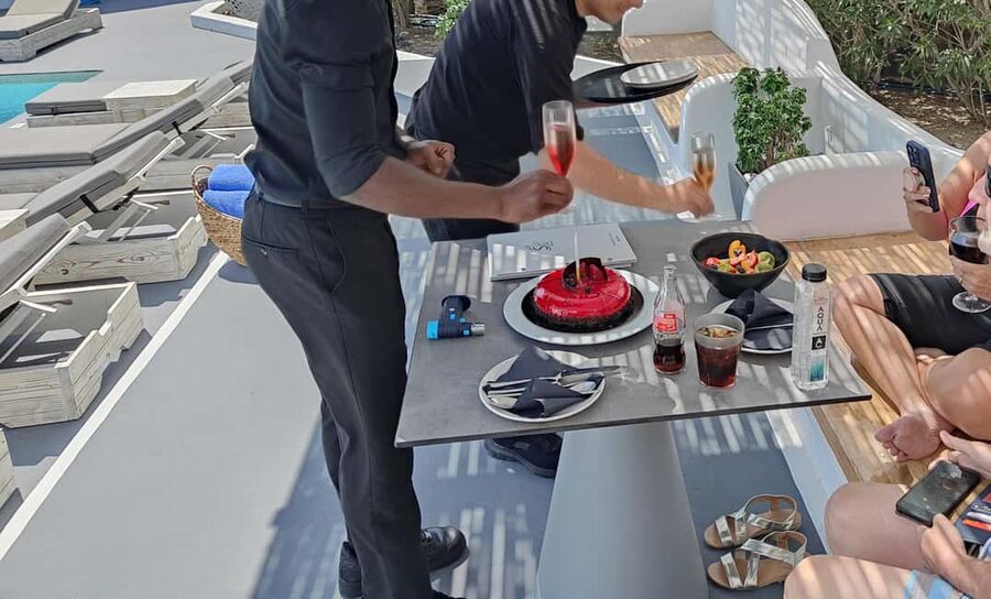 Akrotiri: Departure Day Spa Package Wine/Fruits/Pool Access - Couples’ massage setup: side-by-side, private suite, aromatherapy oils