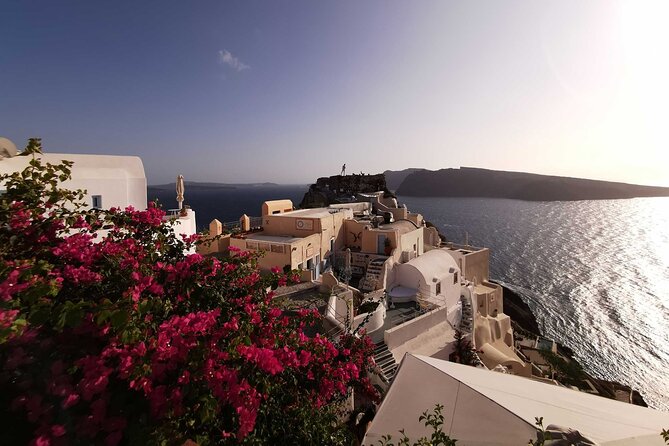 Authentic Santorini: A Self-Guided Audio Tour of Oia - Starting at the Bus Stop to Fira, and Why Location Matters