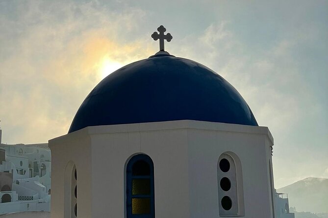 Beat The Crowds Oia Private Morning Tour - Why 7:00 am turns Oia from crowded into calm