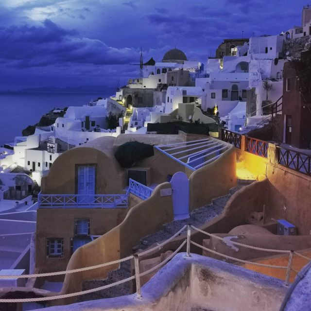 Best of Santorini 4hours Private Tour - Oia: White Streets, Blue Domes, and Caldera Views First