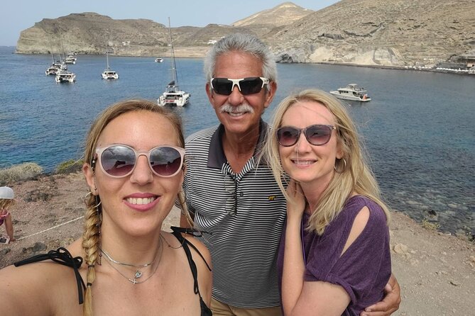 Best of Santorini in 4 Hours – Private Local Experience - What it costs and who should book this private tour