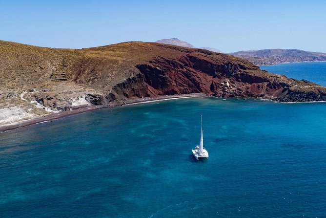 Caldera Cruise with Swim Stops, BBQ on board and drinks! - What the BBQ, lunch, and drinks actually mean for your day