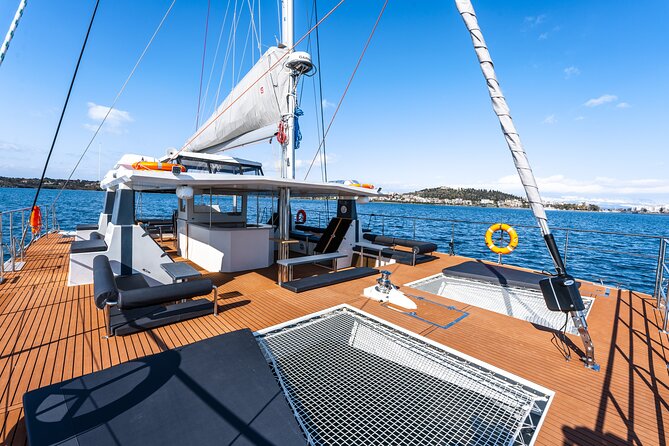 Comfort Max Catamaran Caldera Cruise with BBQ and Drinks - Snorkeling and warm hot springs time: how to make it feel worth it