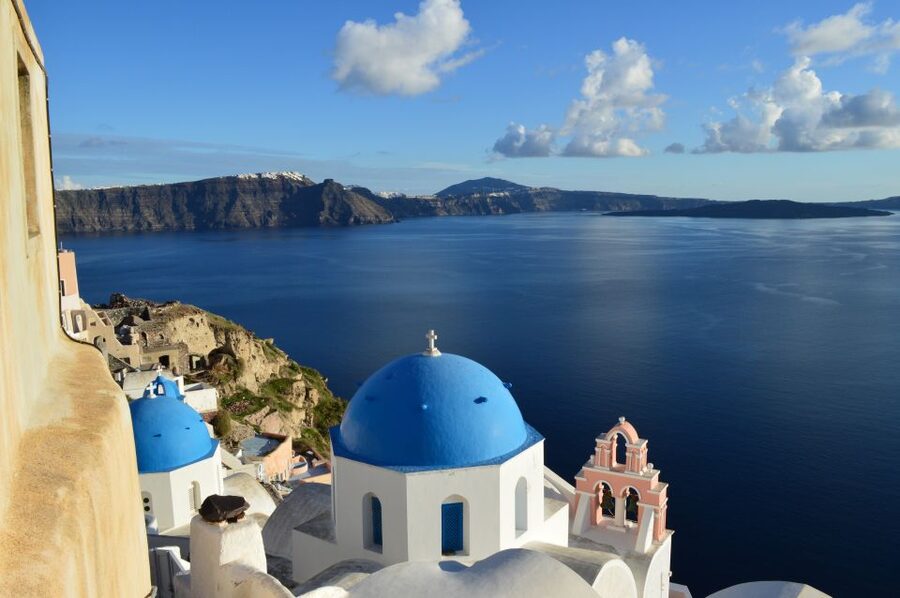 Cruise Traveller's Shore Excursion - Blue Dome Church in Firostefani, Then Oia Village Time to Wander