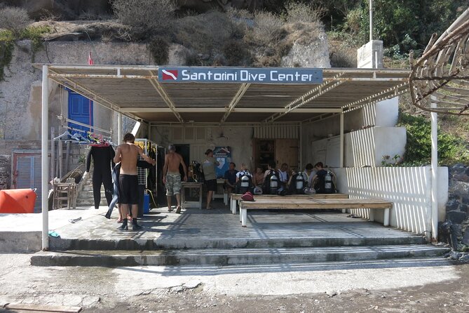 Discover Scuba Diving in the Caldera of the Volcano in Santorini - Time Underwater and What to Expect Physically