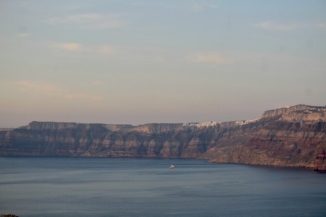 Discovering Santorini : A 3-Hour Private Highlights Tour - Getting picked up and moving around without stress