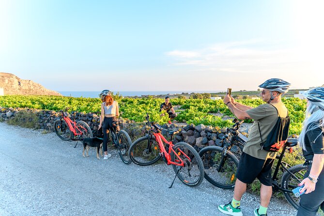 E-Bikes Rental in Santorini - Where You Start in Vlychada, Thira, and How the Tour Ends