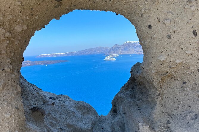 Exclusive Shore Excursion : Scenic Santorini, Shopping & Winery - Oia first: how this tour sets you up for the best views