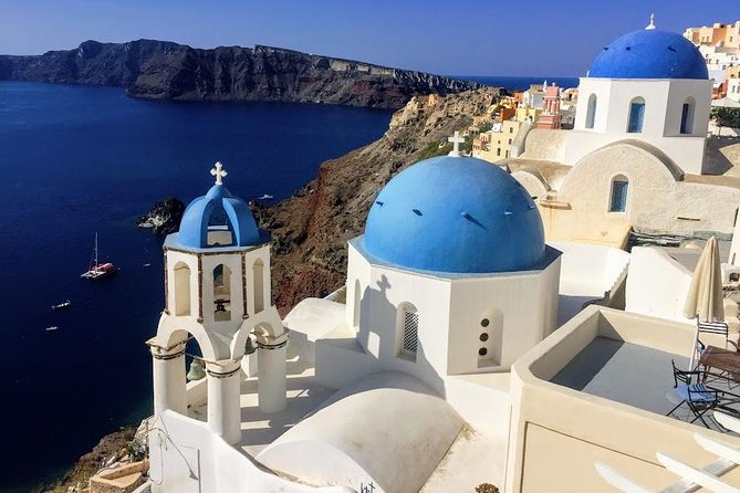 Experience Santorini: Wine Tasting Small Group Tour - Stop 3: Artemis Karamolegos Winery, Volcanic Soil, and Vineyard Time