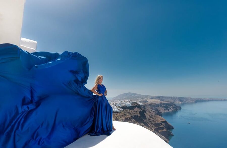 Flying dress Photoshoot in Santorini with Hotel Pickup - The Fira stop and sunset timing: why the day includes more than one view