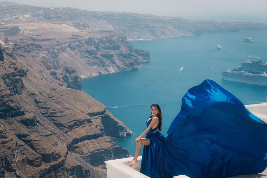 Flying dress Photoshoot in Santorini with Hotel Pickup - Photos, raw files, edited images, and social videos
