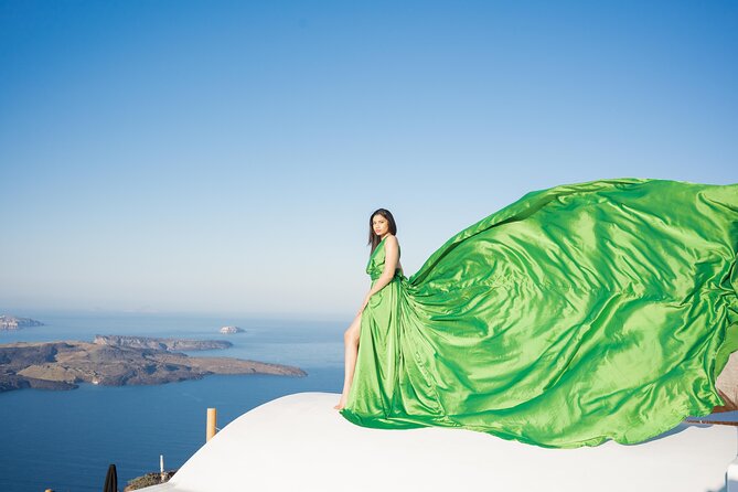 Flying Dress Photoshoot Tour in Santorini & Pick up - Key Things You’ll Love About This Flying Dress Session