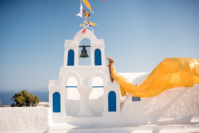 Flying Dress Private Photoshoot Santorini - Dress color choice, and how to protect your ideal look