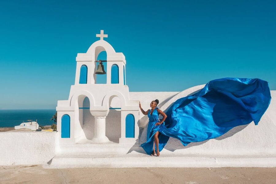 Flying Dress Santorini Photoshoot - Who should book this flying dress Santorini session