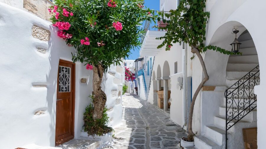 From Heraklion/Crete: Santorini Island Guided Day Trip - The Optional Volcano and Hot Springs Cruise, When It’s Worth It