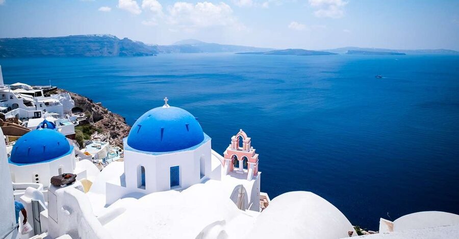 From Heraklion: Guided Day Trip To Santorini Island - The long day starts in Heraklion, then the sea does the heavy lifting
