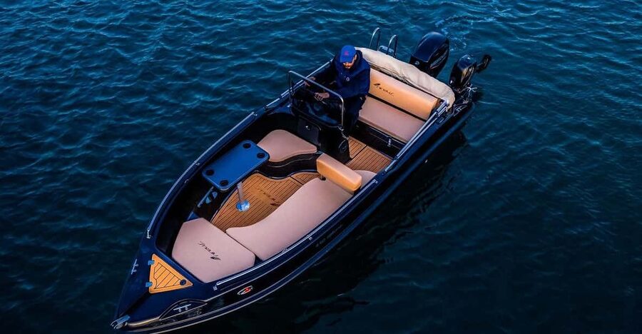 Full Day Santorini Boat Cruise -License Free- - Your boat setup, included gear, and what it means for comfort