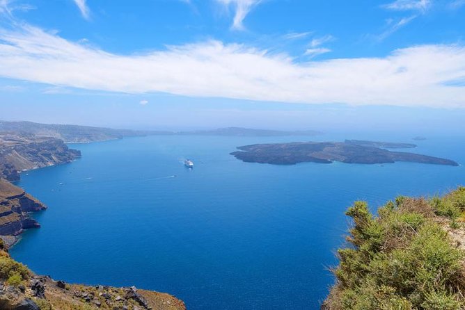 Full Day Santorini Caldera Cruise - Nea Kameni: what the crater hike really feels like