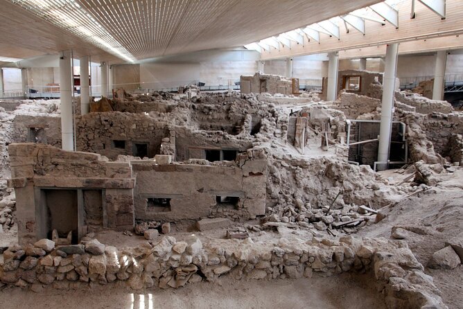 Guided Tour to the Akrotiri Archaeological Site in Santorini - Small-Group Comfort: Up to 20 People