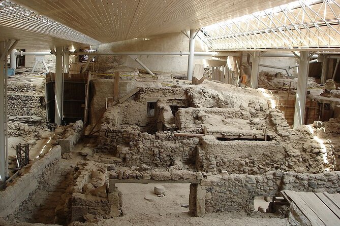 Guided Tour to the Akrotiri Archaeological Site in Santorini - The Big Story at Akrotiri, and Why a Guide Changes Everything