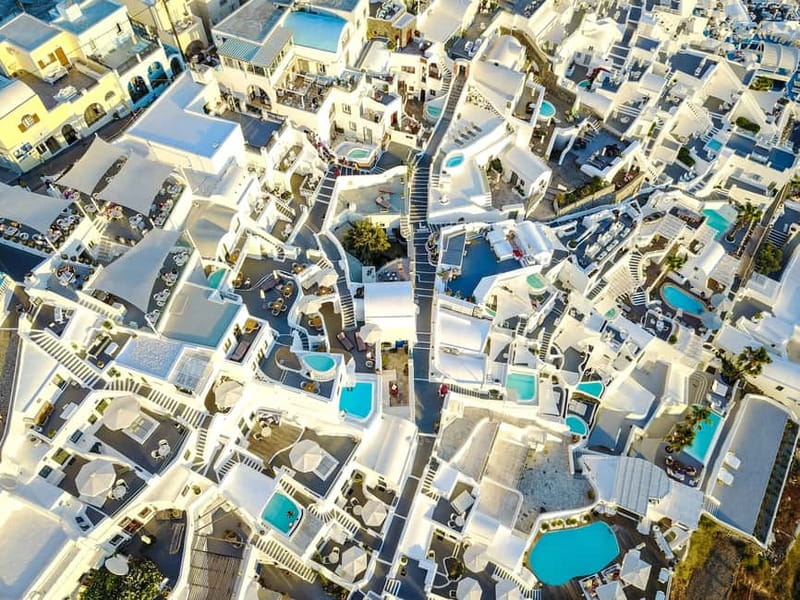 Heraklion: Guided Santorini Day Trip with Ferry Cruise - The 2-hour fast ferry: comfort, food, and seasick preparedness