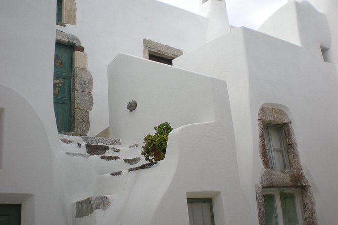 Hidden villages: Private tour 5-Hour - Stop 1: Episkopi Gonias and the old Santorini story in ruins