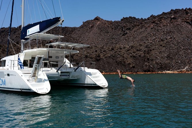 Luxury Caldera Cruise with a rich BBQ meal and drinks! - Hotel pickup and the relaxed, crew-run flow