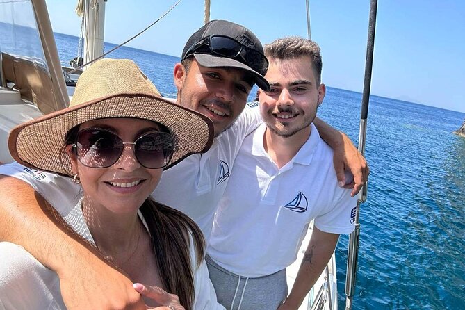 Luxury Santorini Catamaran Cruise: Lunch, BBQ, Drinks, Transfers - Crew and comfort: the difference between good service and great service