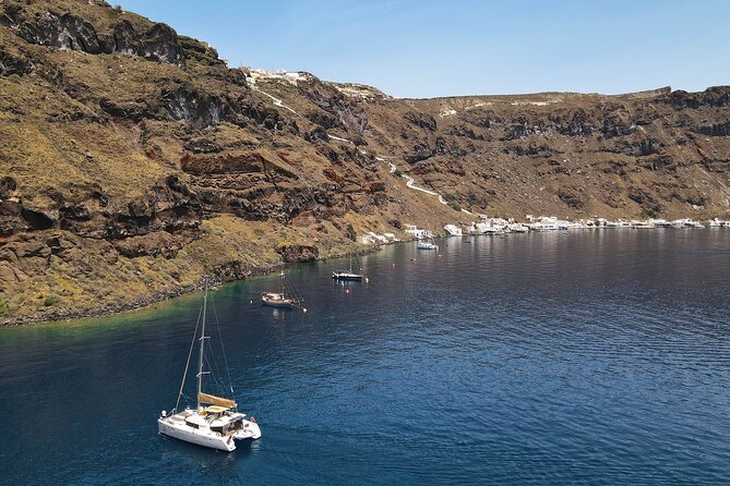Luxury Santorini Sunset Cruise: Dinner, BBQ, Open Bar, Transfers - Why This Sunset Cruise Works So Well in Santorini