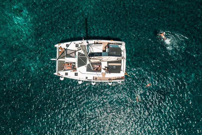Majestic Catamaran Caldera Cruise with Snacks, Meal & Drinks - Key highlights to look for