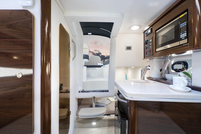 Motor Yacht (2020)Luxury Private Cruise Around Santorini - Thirassia lunch stop: authentic food in island time