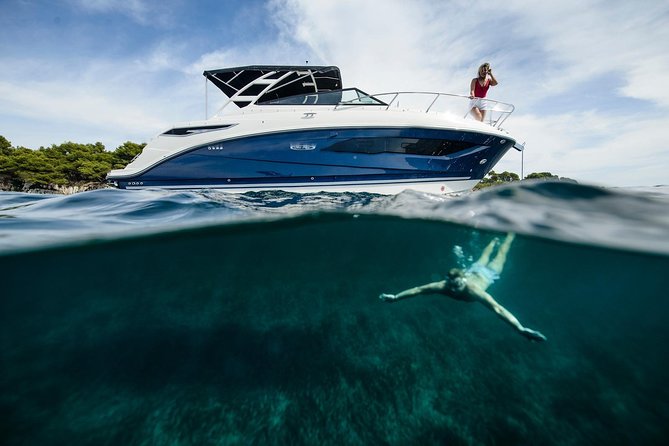 Motor Yacht (2020)Luxury Private Cruise Around Santorini - Red, White, Black beaches plus Akrotiri lighthouse: the caldera’s color lesson