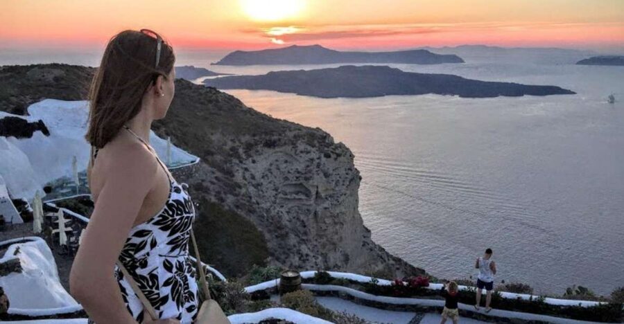 North Santorini: Private Tour with Oia Sunset by Natives - A 4-Hour Private Evening Route With Real Payoff