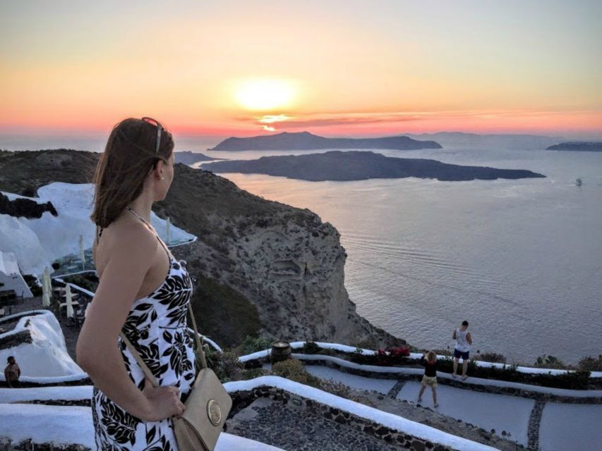 North Santorini: Private Tour with Oia Sunset by Natives - Transportation, Pickup Points, and Timing That Can Matter