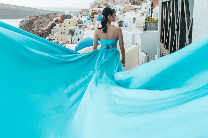 Oia Flying Dress Photoshoot Santorini - Meeting at Oia F97G+58: Why Location and Timing Matter