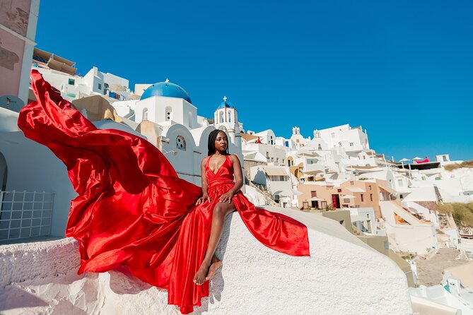 Photoshoot in Flying Dresses in Santorini - Photo Output and Editing: What You Actually Receive