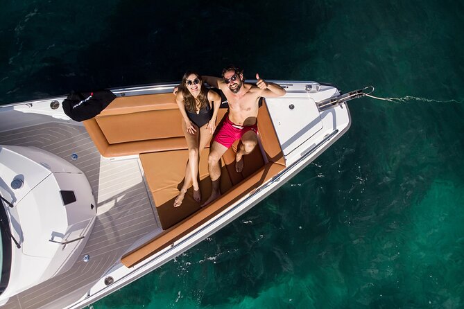 Private Axopar 37 MotorYacht Cruise in Santorini w/ Snack & Drink - The Skippered Difference, Including Georgios (George)