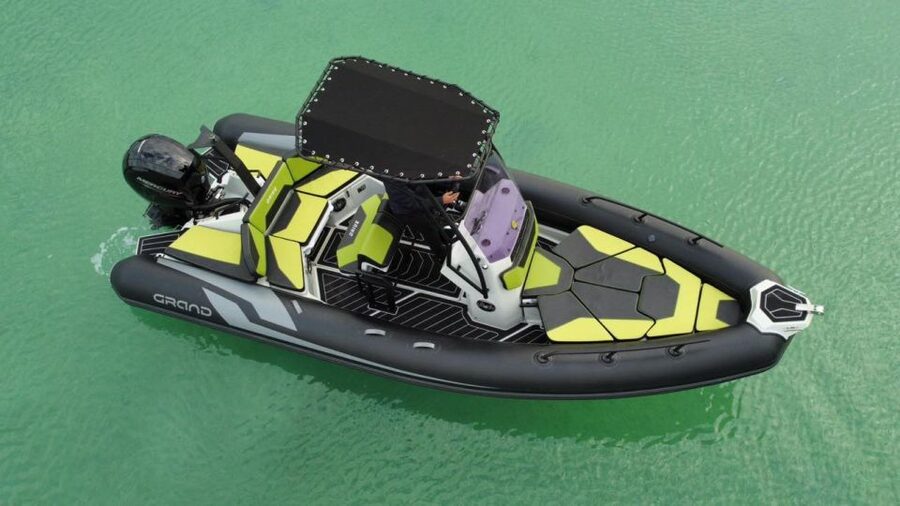 Private Boat tour with snorkeling & Sea Caves - Why a private 1.5-hour speedboat around Santorini’s south coast works