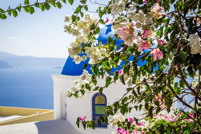 Private Captivating Santorini Highlights Tour inc. tastings - Akrotiri Lighthouse: Views Over the Island, One More Classic Angle