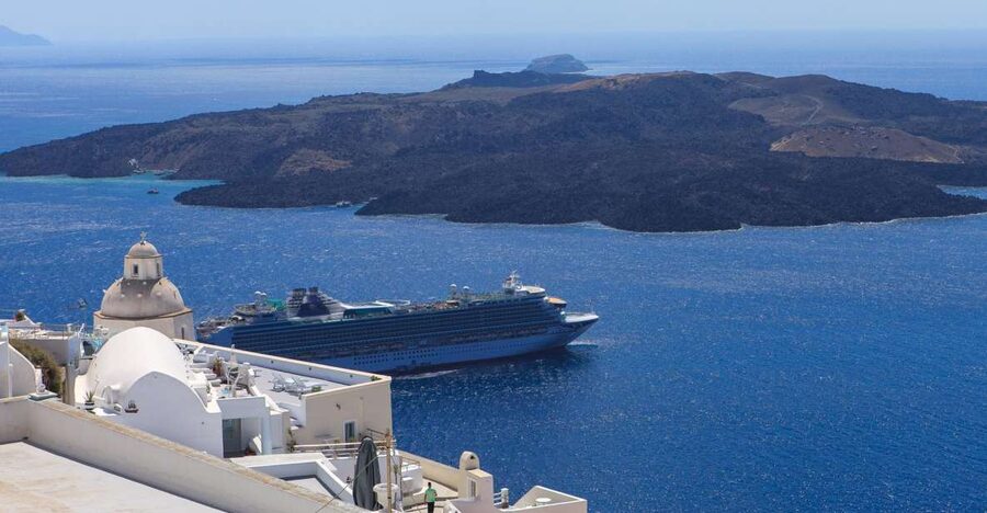 Private Famous Sights Tour with Local Guide in Santorini - Why This 4-Hour Santorini Highlights Tour Makes Sense