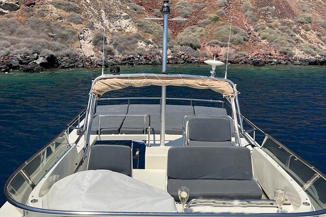 Private Full-Day Motor Yacht Cruise with Meal, Open Bar+Transfers - Stop by Stop: Red Beach and White Beach Up Close