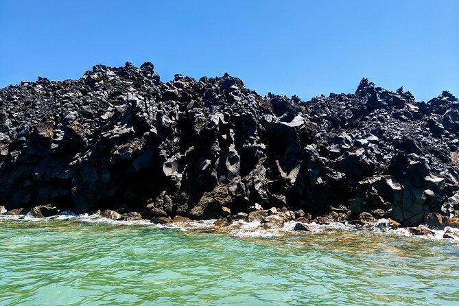 Private Full-Day Motor Yacht Cruise with Meal, Open Bar+Transfers - Akrotiri Lighthouse and the Volcano Area: The Day Turns Geothermal
