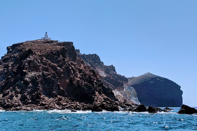 Private Full-Day Motor Yacht Cruise with Meal, Open Bar+Transfers - Onboard Experience: What the Service Style Feels Like