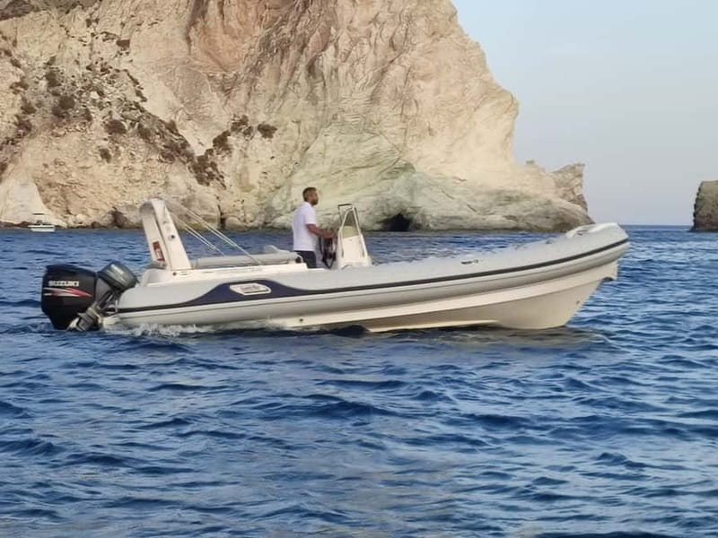 Private, fully customizable cruise in Santorini's caldera - Who this cruise suits best in Santorini